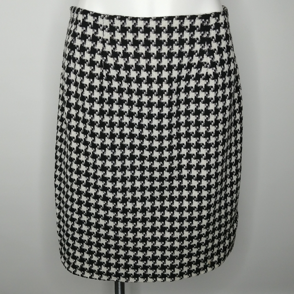 J.G. Hook vintage houndstooth pencil skirt